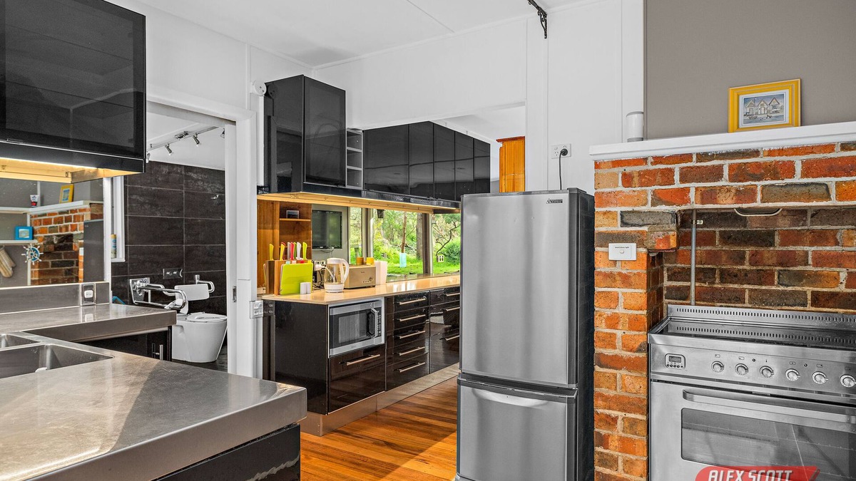 Silverleaves House | SERENITY NOW 2-6 GUESTS