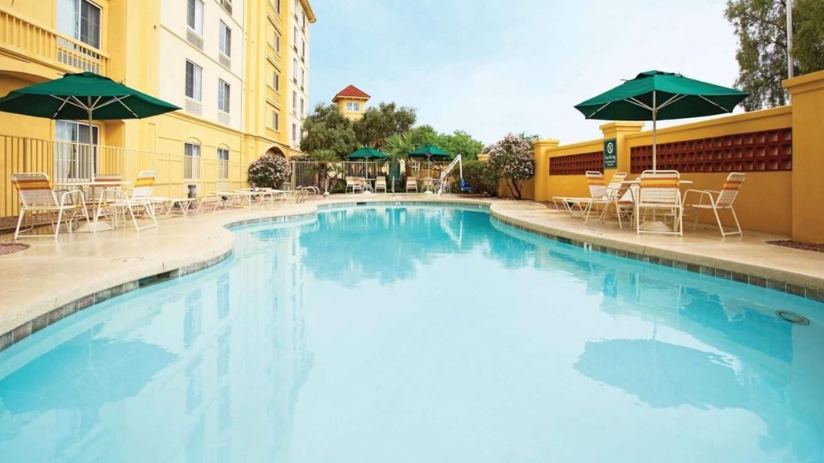 Superstition Springs Hotel | Serenity Suite with Pool View, La Quinta Inn - Ideal Mesa Getaway