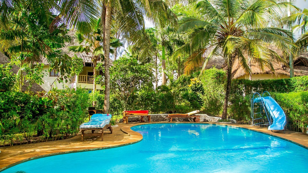 Diani Beach Villa | Serenity Villa - 8min Escape in Diani Beach
