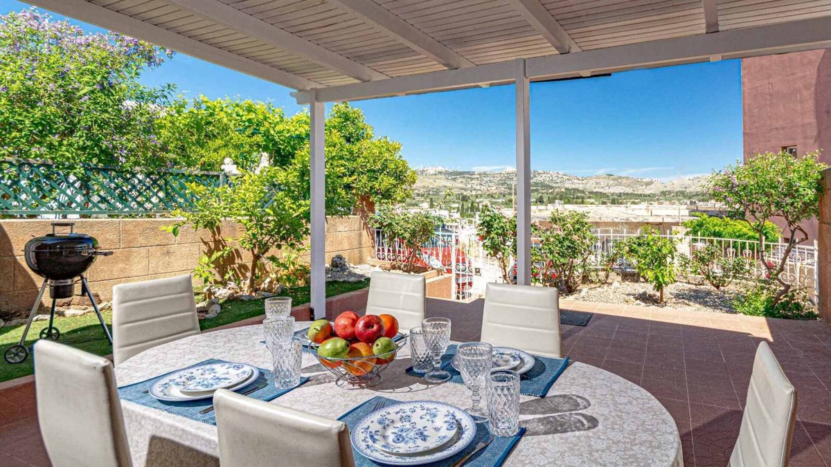 Archangelos House | Set in Archangelos, 2.7 km from Stegna Beach and 19 km from Lindos Acropolis.