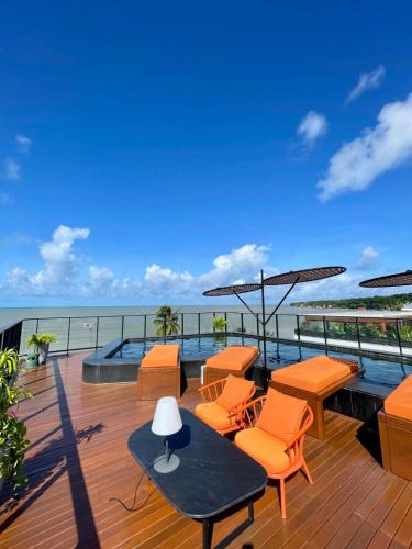 Cabo Branco Apartment | Setai Edition - by Jess