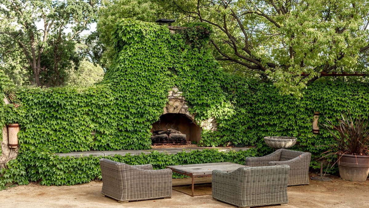 Sonoma Bed & Breakfast | Seven Branches Venue and Inn