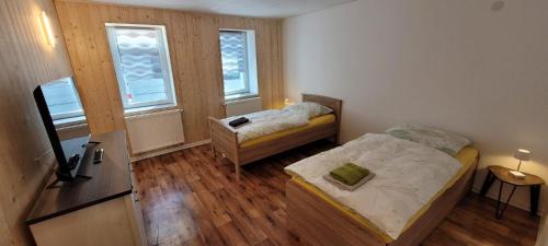 Grossrohrsdorf Apartment | Seyfarthrooms - Monteurwohnung Großröhrsdorf 3 - zentrale Lage, gute Anbindung, ideal für 2 Personen