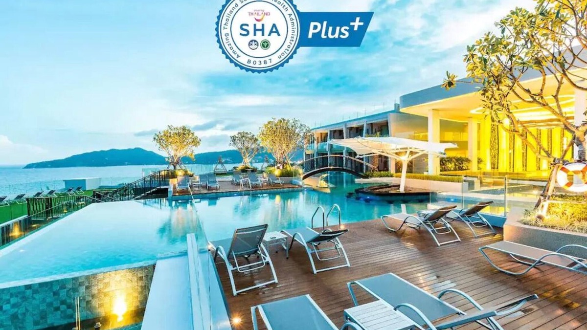 Patong Resort | (SHA+)Deluxe Double or Twin room with Seaview