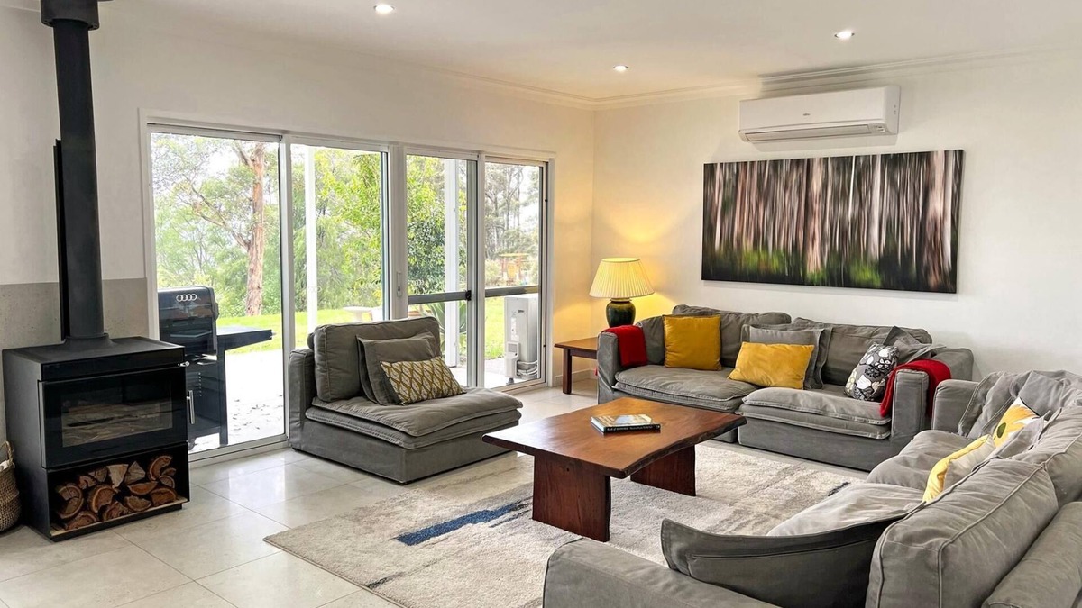 Denmark House | Shadforth Rise: Peaceful modern haven, Inlet views