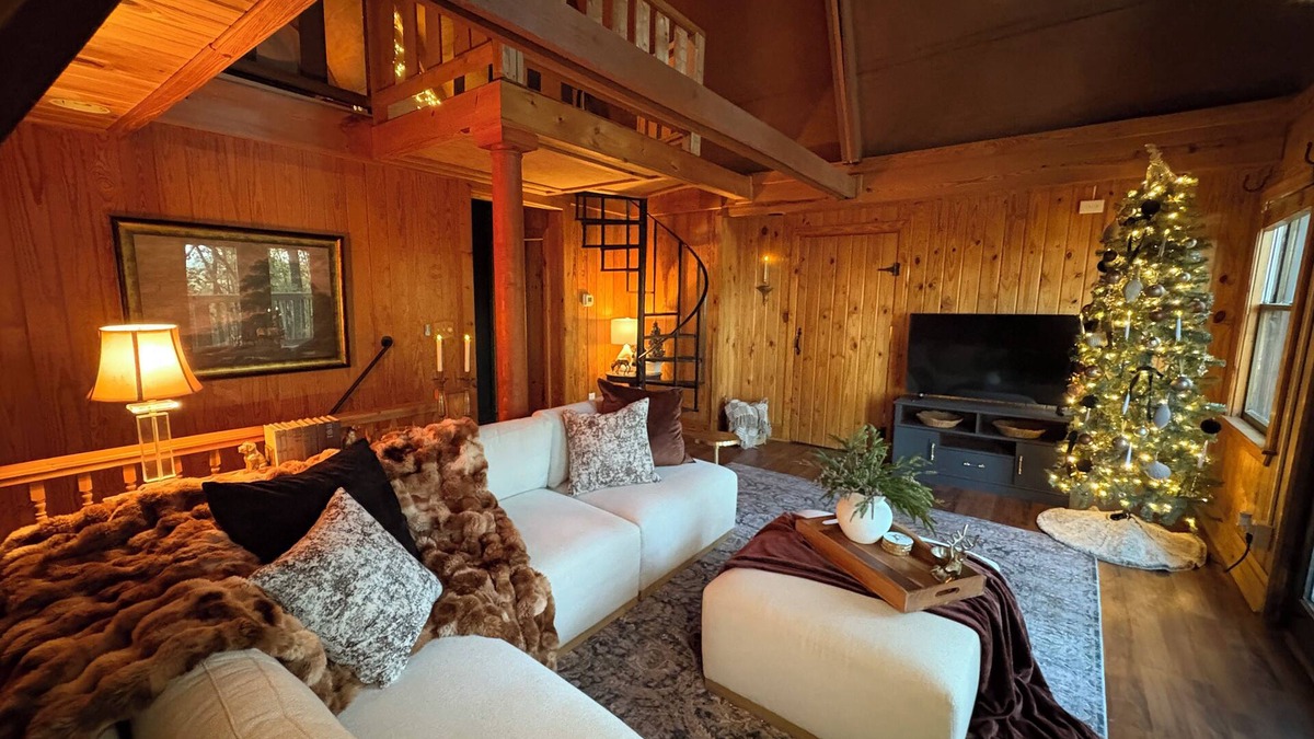 Pine Mountain Cabin | Shadow Chalet - Cozy A-frame near Callaway