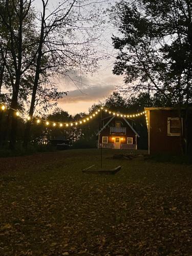 Livingston Manor House | Shady Fox Farm Catskills - Private Chalet on 5 Acres