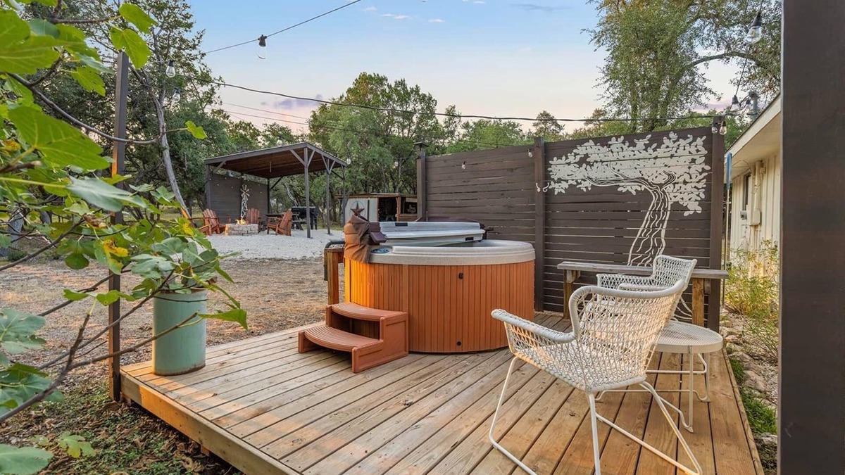 Wimberley House | Shady Grove | Private Hot Tub Firepit Grill Dog Friendly