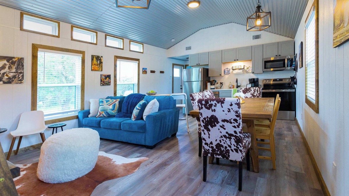 Johnson City Cabin | Shady Grove – Tranquil Hill Country Cabin for 8 Near Pedernales Falls