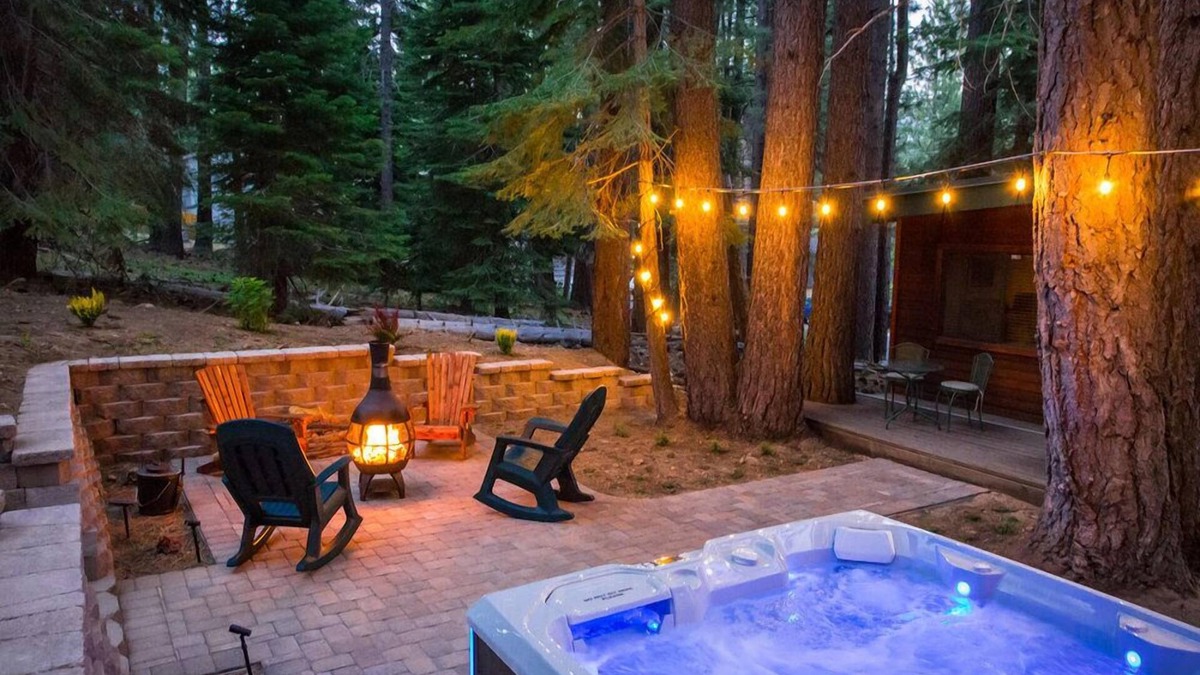 Country Club Estates House | Shady Pines: Cozy Cabin w/Hot Tub, Forest Views, & Pet-Friendly
