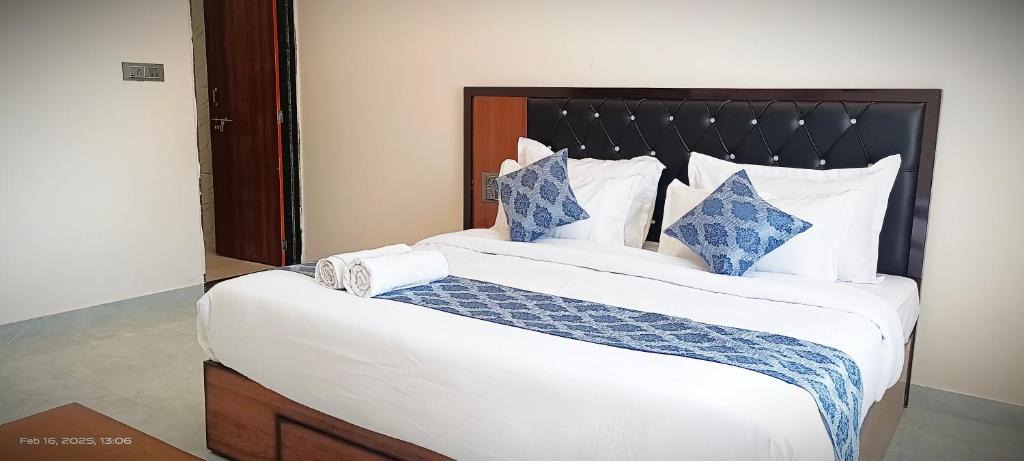 Udaipur Hotel | Shagun Villa By Dev hotel and resort