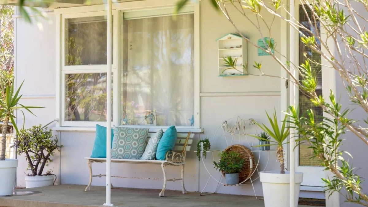 Culburra Beach House | Shalom Beach Cottage – 5 minute walk to the beach