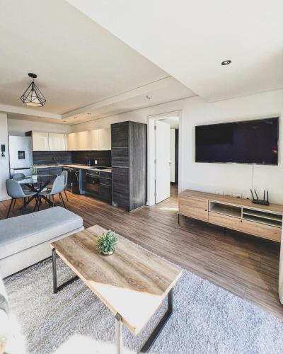 Century City Apartment | Shalom on Matrix by Dajosha