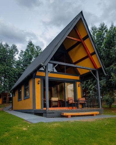 Arusha Cabin | Shamba Lodge Cabin C