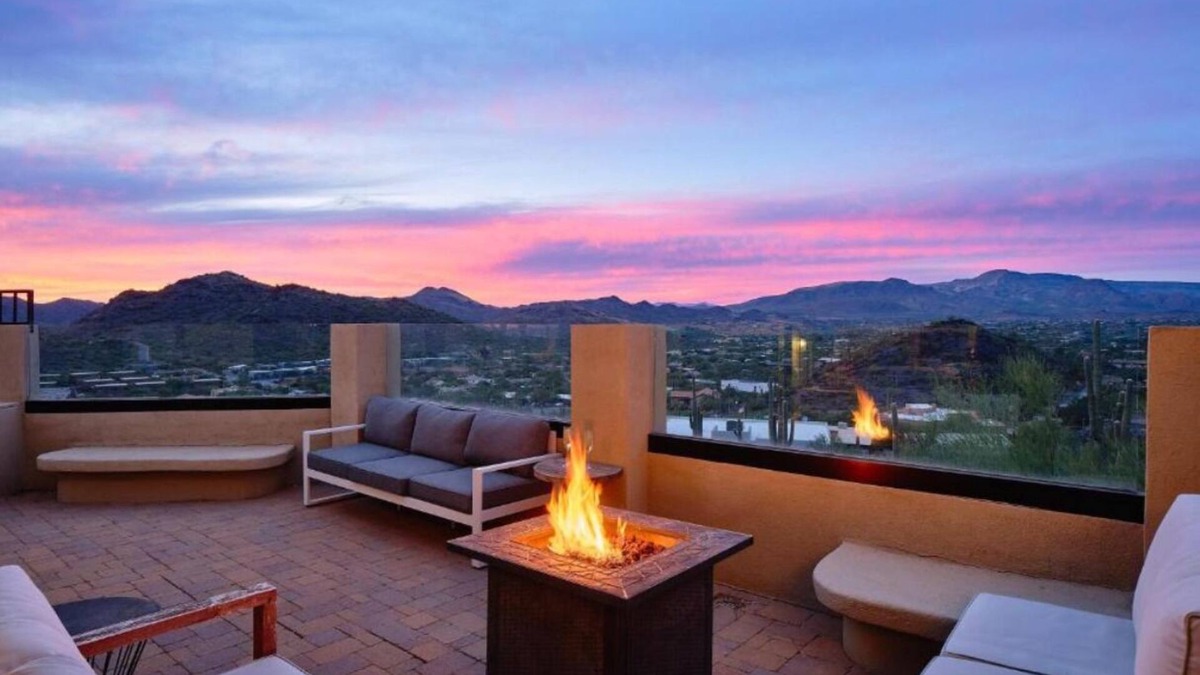 Carefree House | Shangri-La Desert Paradise, Golf, Towering Saguaros, Peace, Privacy & Comfort