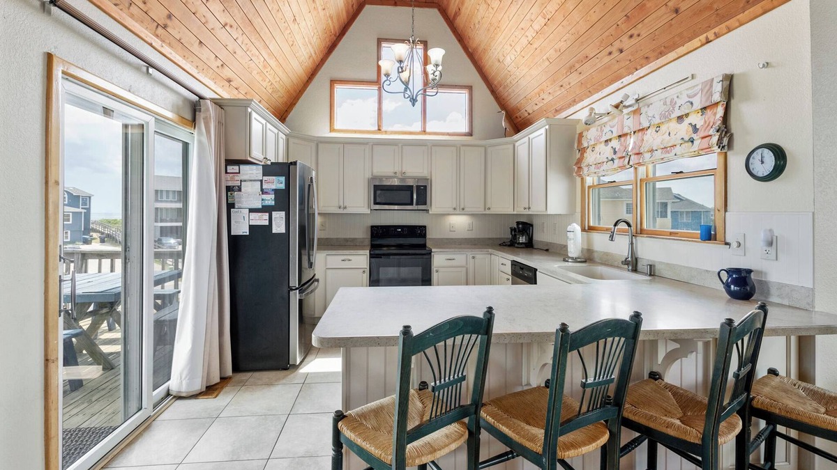 Tuckahoe House | Shannon: Semi-Oceanfront | Shared Pool Access