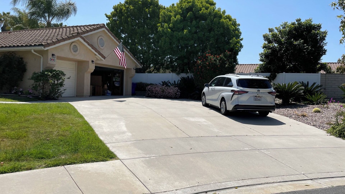 North Valley House | Shared Charming 1-bedroom in wonderful Oceanside with AC, WiFi