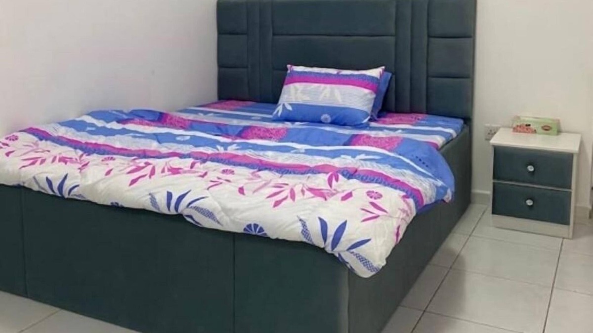 Al Majaz Apartment | Sharjah Master Bedroom with private washroom