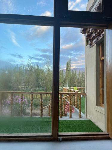 She Apartment | Shashi Guesthouse