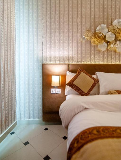 F-7 Sector House | Shelton's Rezidor Islamabad