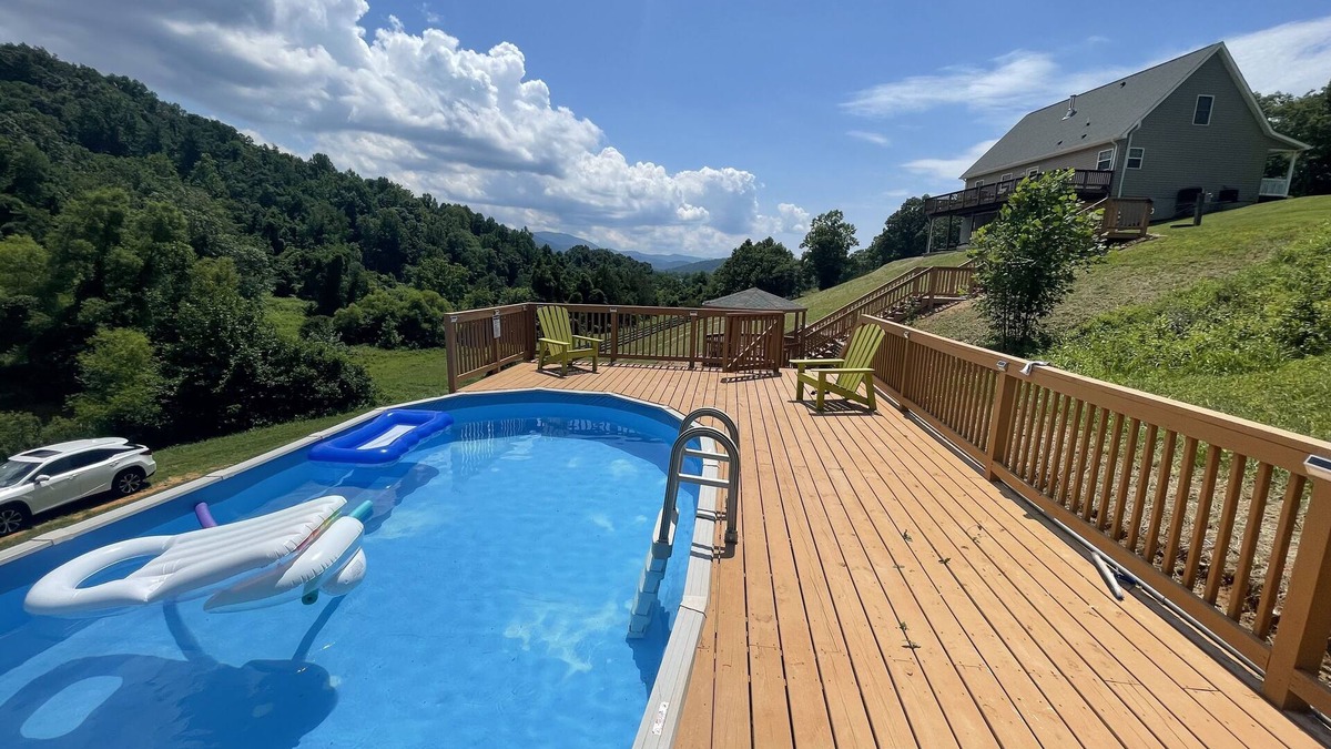 Luray Other | Shenandoah Serenity - Luxurious Mountain Cabin - Swimming Pool, Spa, Jacuzzi!