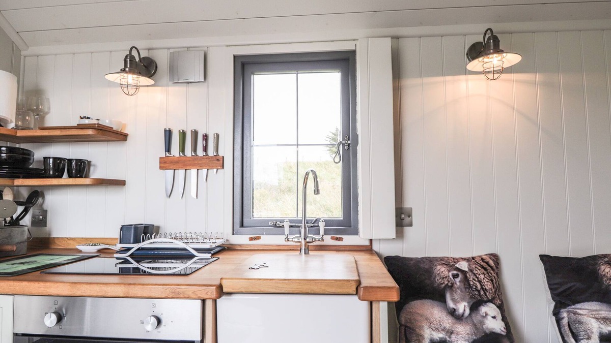 Lonmore Cottage | Shepherds Hut