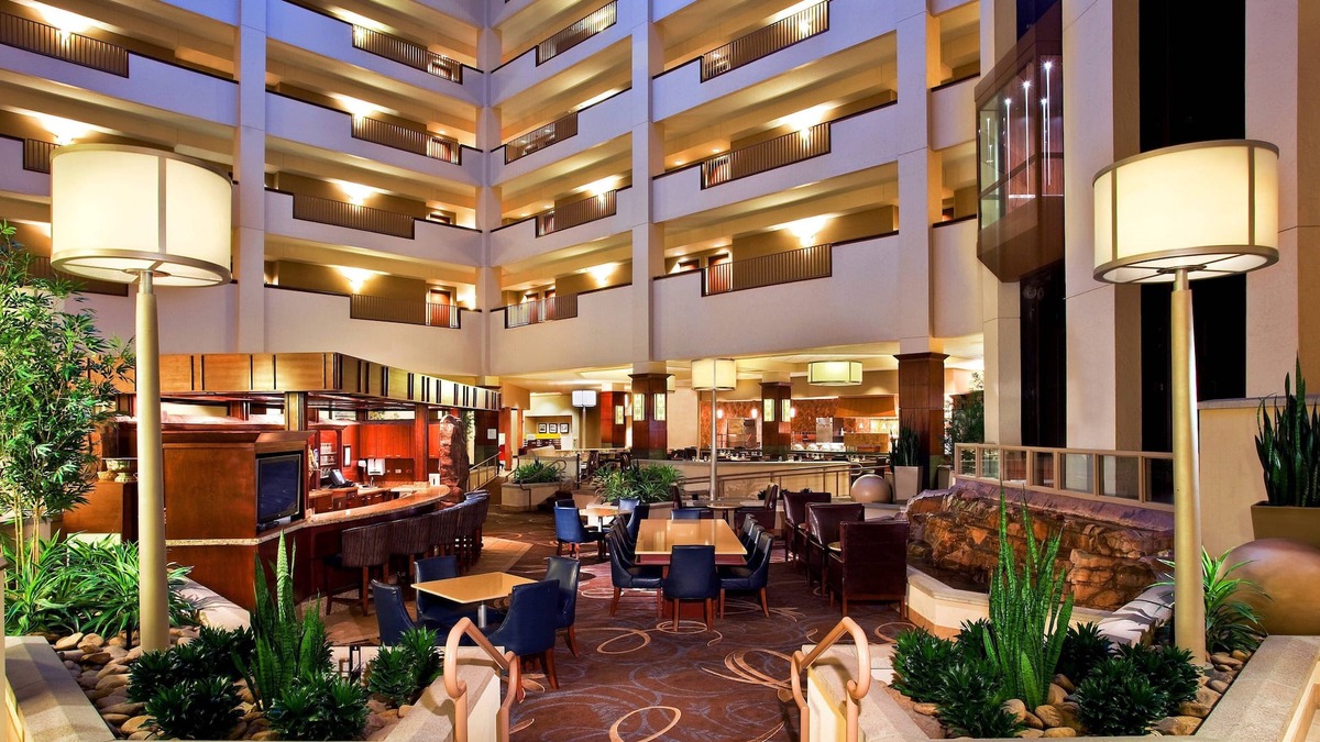 Sioux Falls Hotel | Sheraton Sioux Falls Hotel & Convention Center