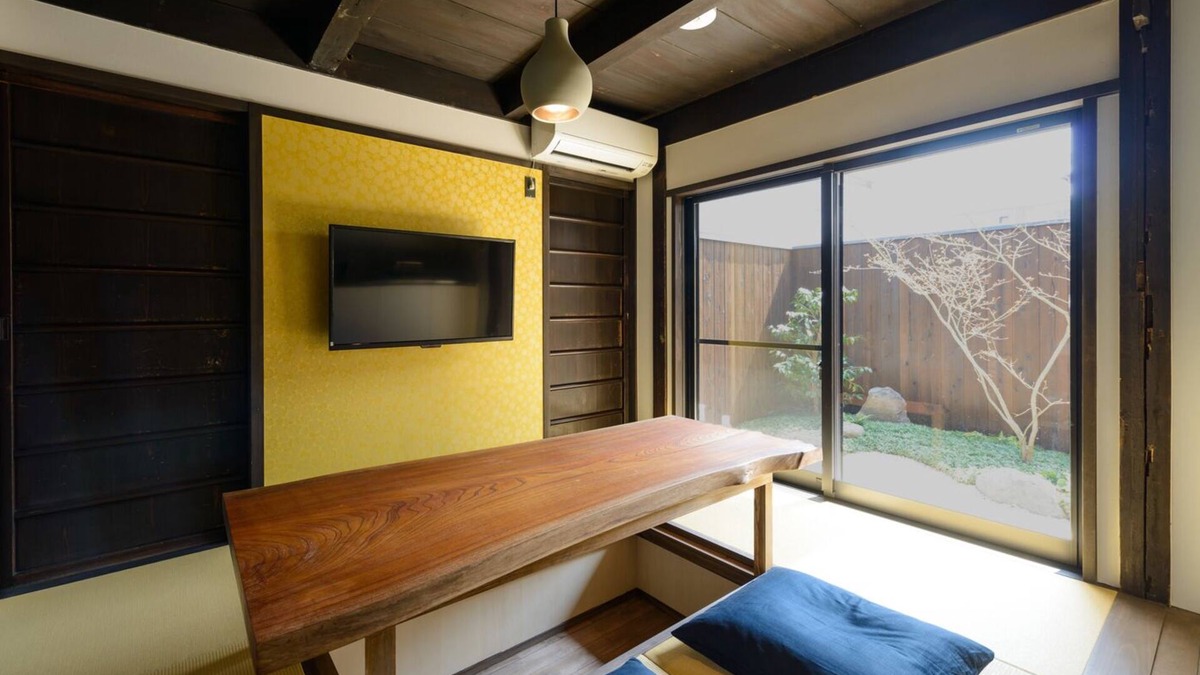 Central Kyoto Villa | Shiki Homes | TSURU KAME 鶴亀