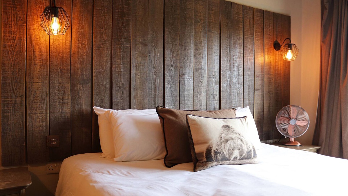 Shillingford Hotel | Shillingford Bridge Hotel