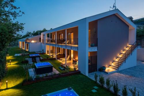 Costermano Apartment | SHILOH Private Luxury Apartments