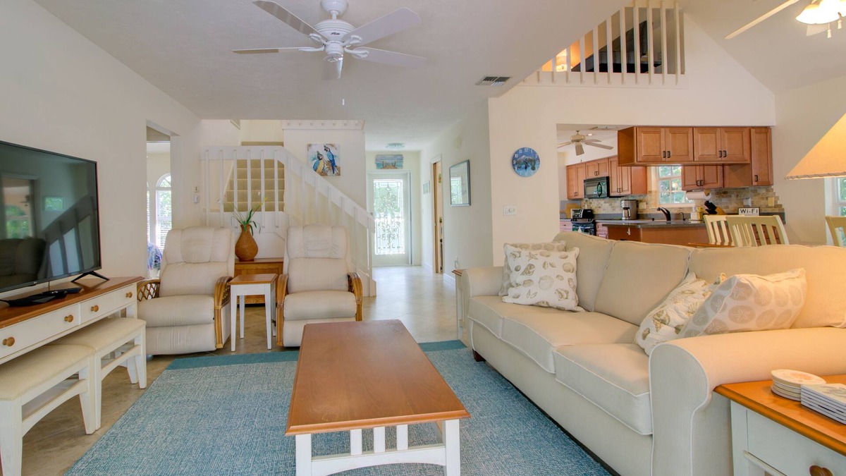 Heron's Landing House | Shimmering Shells: Island Oasis Nestled in Bayou!