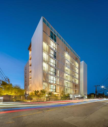 Chan Kasem Hotel | SHIN Patara Living Hotel