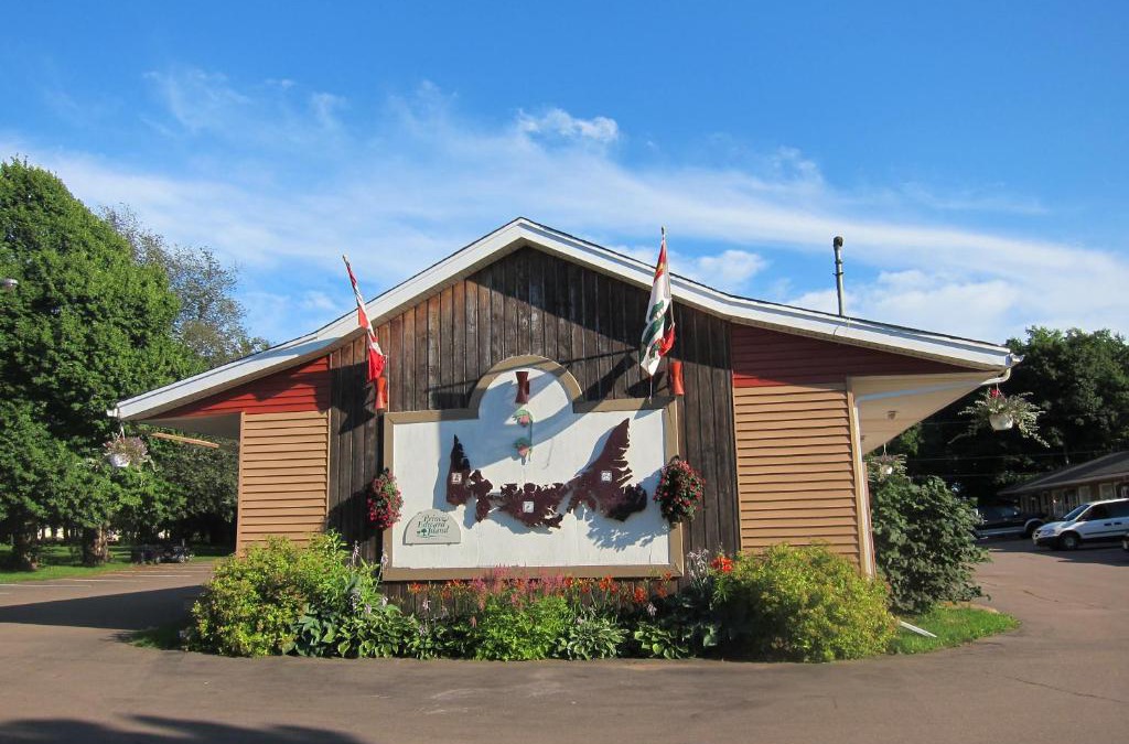 Summerside Hotel | Shine Motel