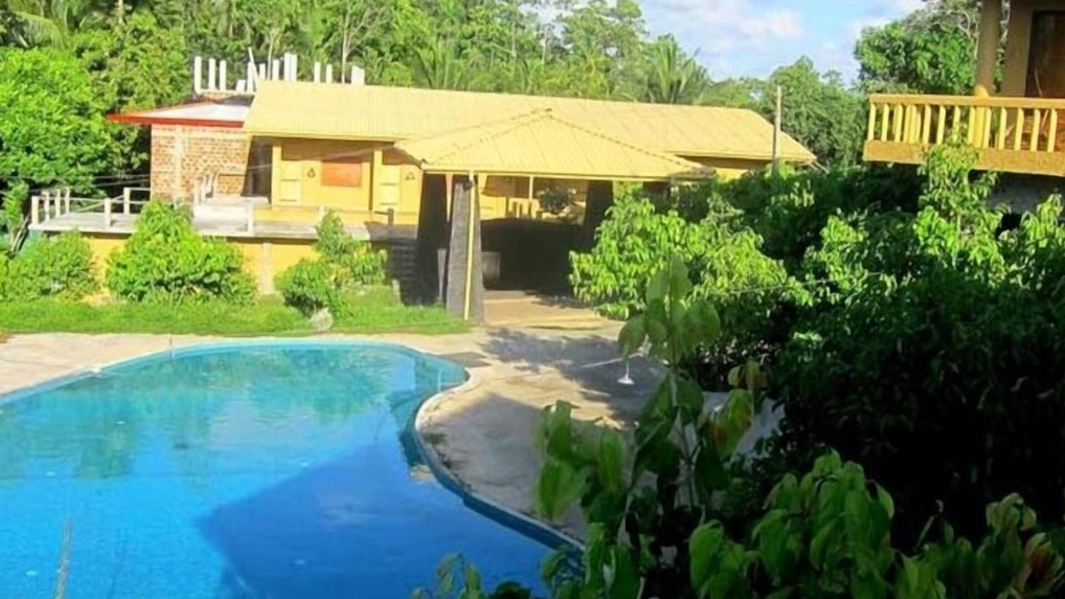 Ambalangoda Hotel | Shiny Lakeside Resort