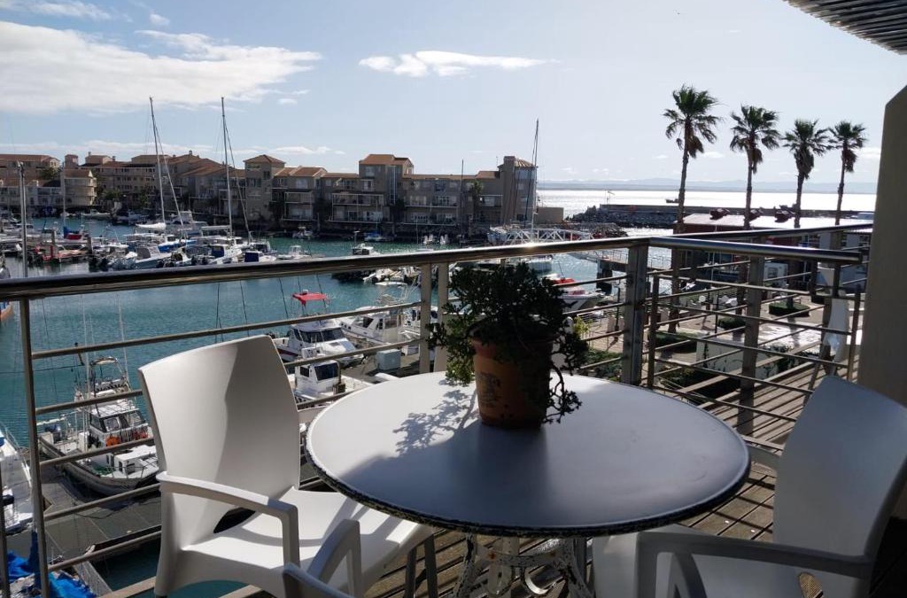 Saint Francis Bay Apartment | Ships Bell 17B