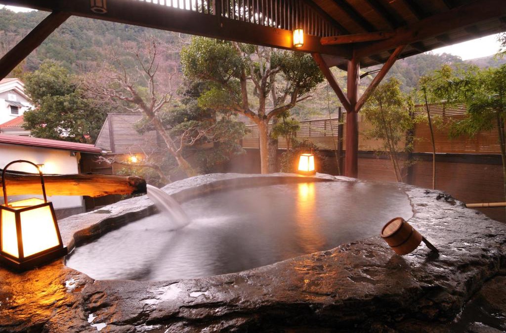 Izu Hotel | Shirakabe