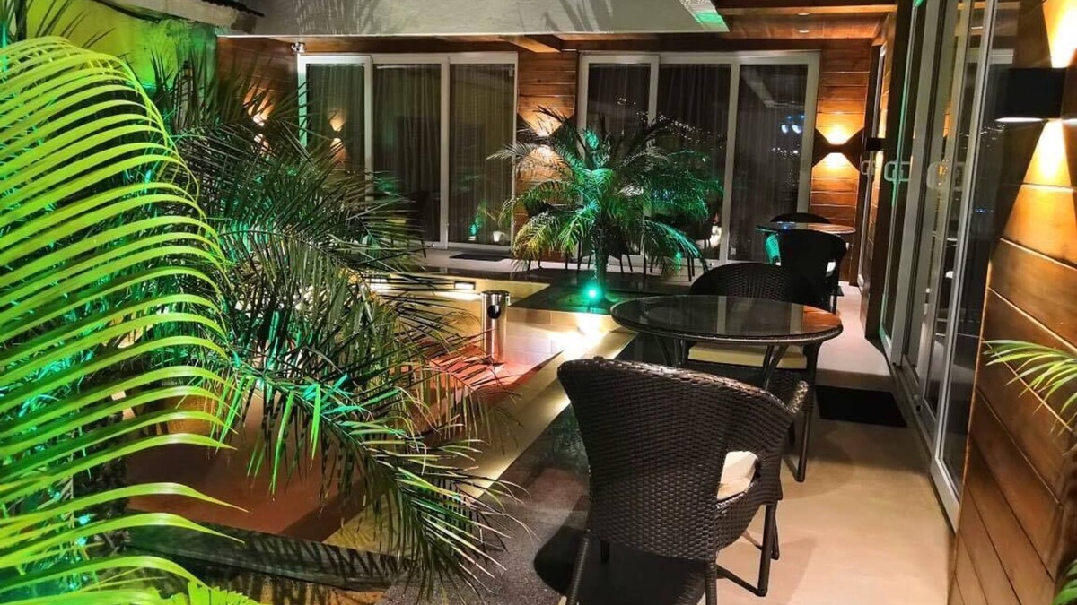 Sinquerim House | Shivers Oasis Super Delux Luxury Suite 1 (5mins away from the beach)