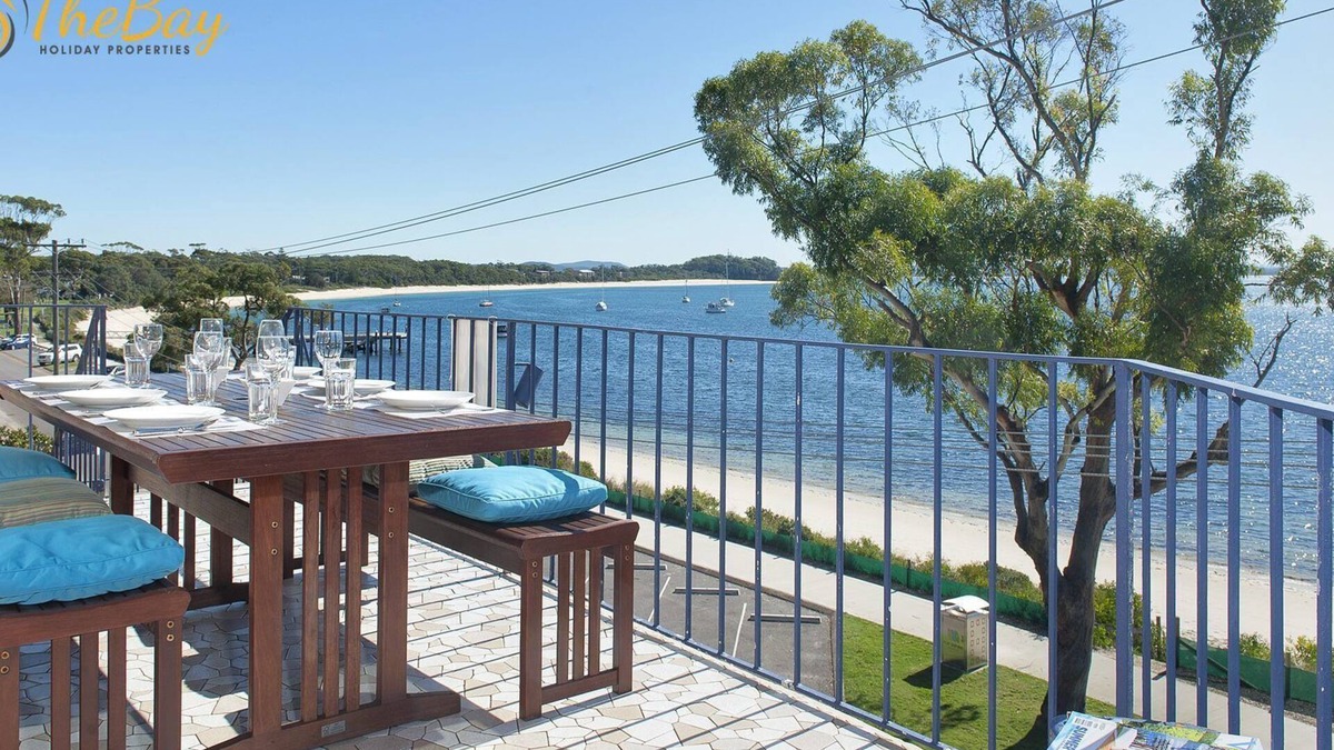 Shoal Bay Apartment | Shoal Towers No.9 - Magnificent Shoal Bay Beach Views