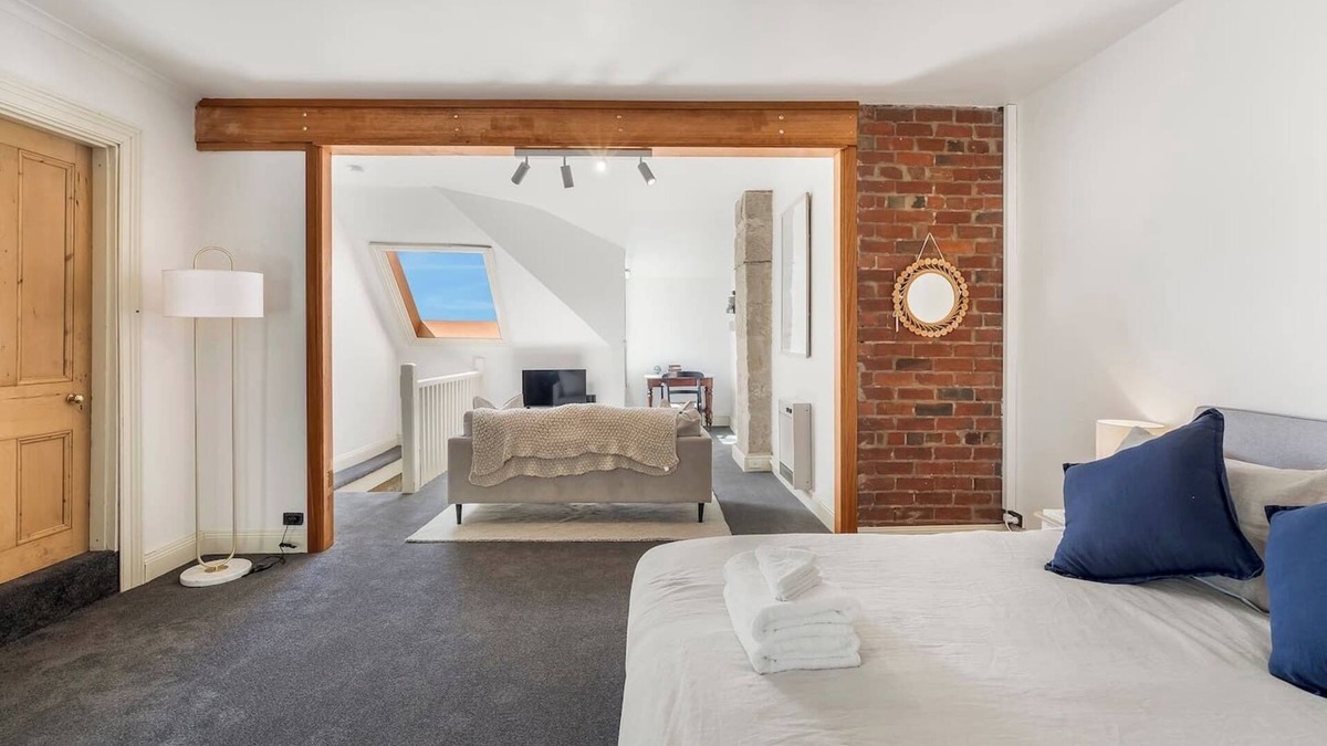 Bellerive House | "Shooters Cottage" Circa 1830 Heritage Home
