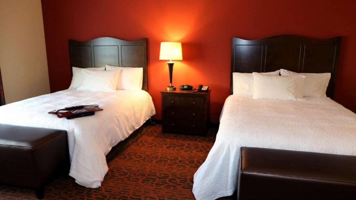 Union City House | Shop, dine, and explore in Union City