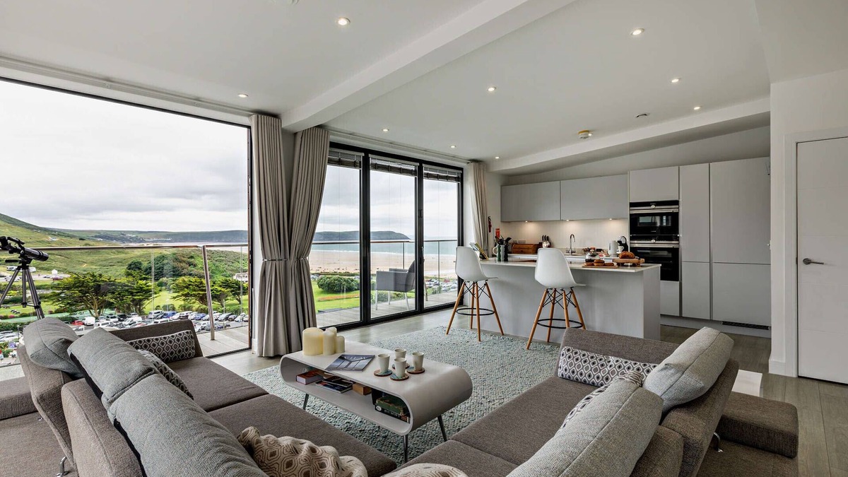 Mortehoe Apartment | Shore End - W1 - Three Bedroom Apartment, Sleeps 6