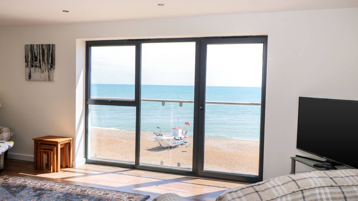 Hythe Apartment | SHORE, family friendly, luxury holiday cottage in Hythe