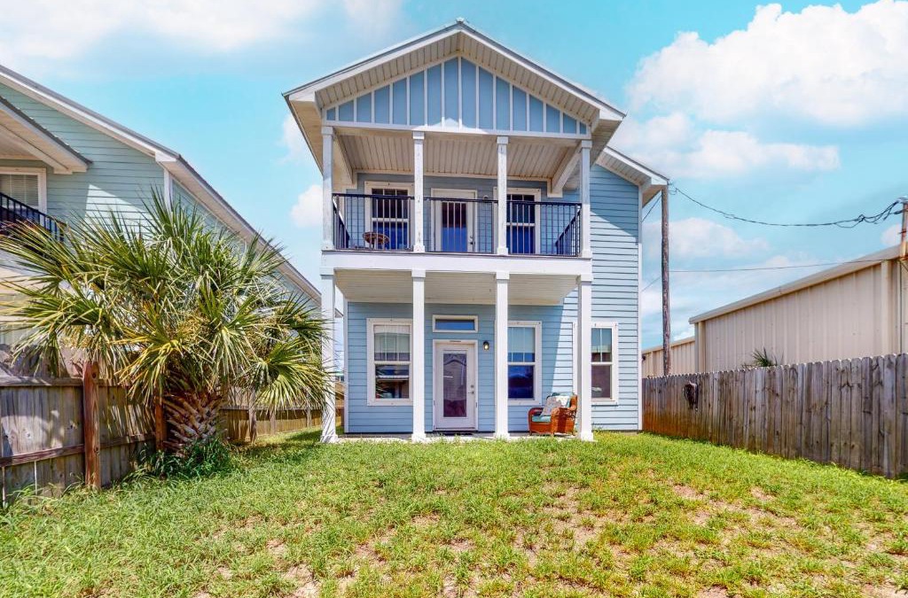 Crescent Beach House | Shore Thing