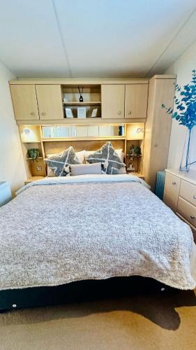Wigton House | Shoreline Stay
