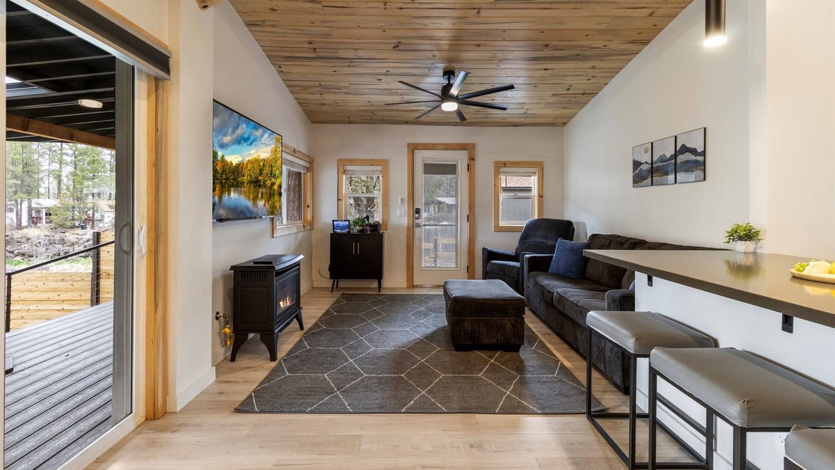 Pinetop-Lakeside Cottage | Shoreline Village Cabin 4