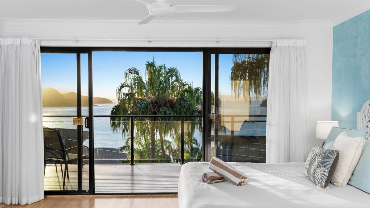 Hamilton Island Apartment | Shorelines 22