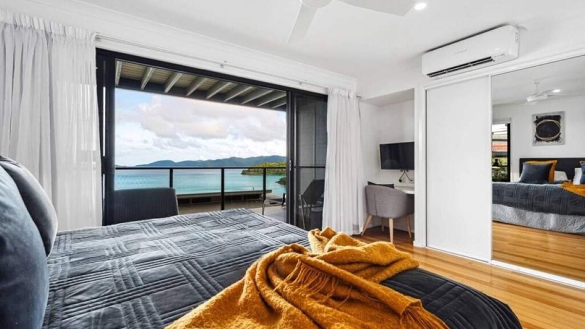 Hamilton Island Apartment | Shorelines 33