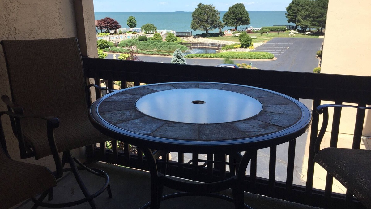 Port Clinton Condo | Shores #25: 1 BR sleeps 4