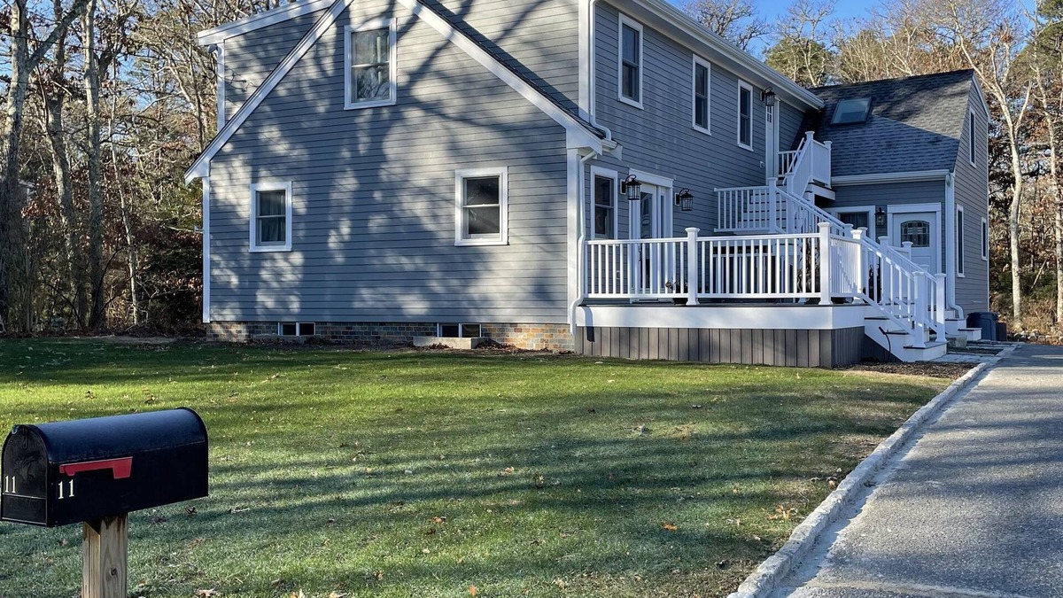 Falmouth House | Short drive to all Falmouth has to offer from this newly renovated cozy home!