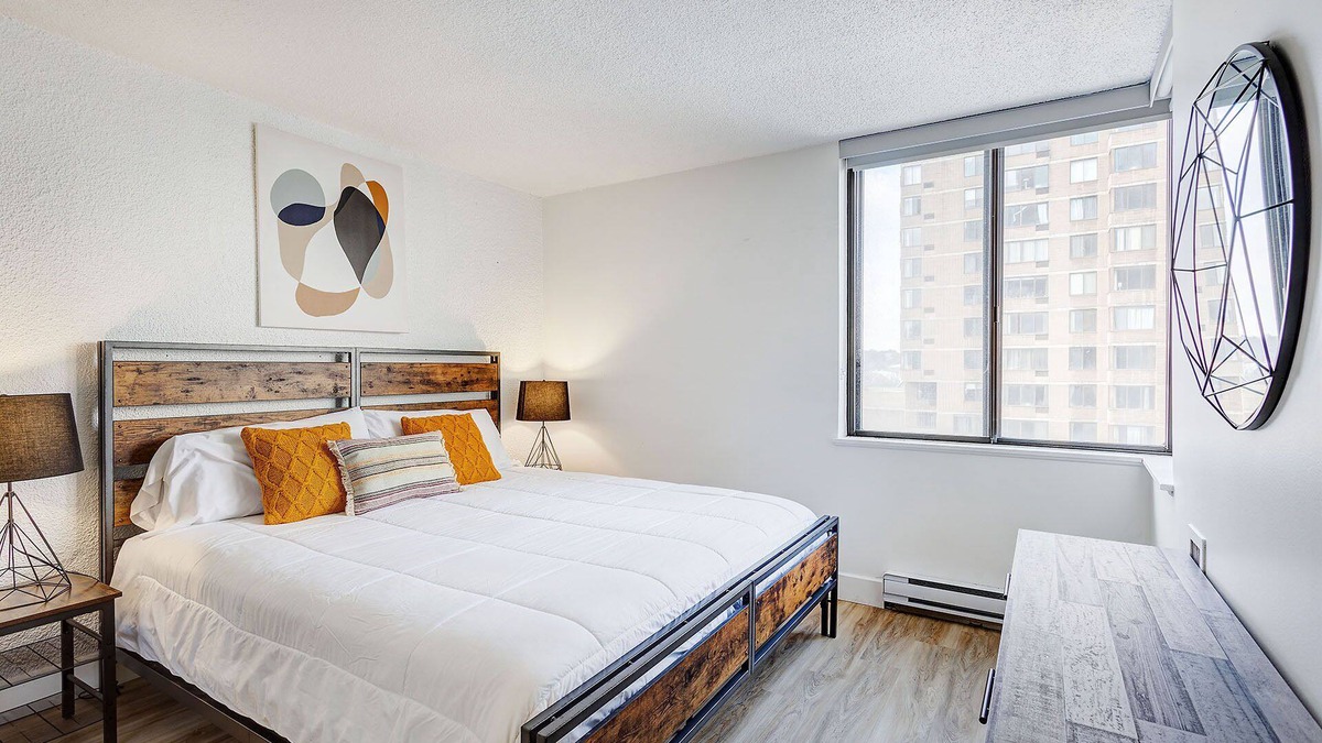 Milton Park Apartment | Short term fully furnished apartment